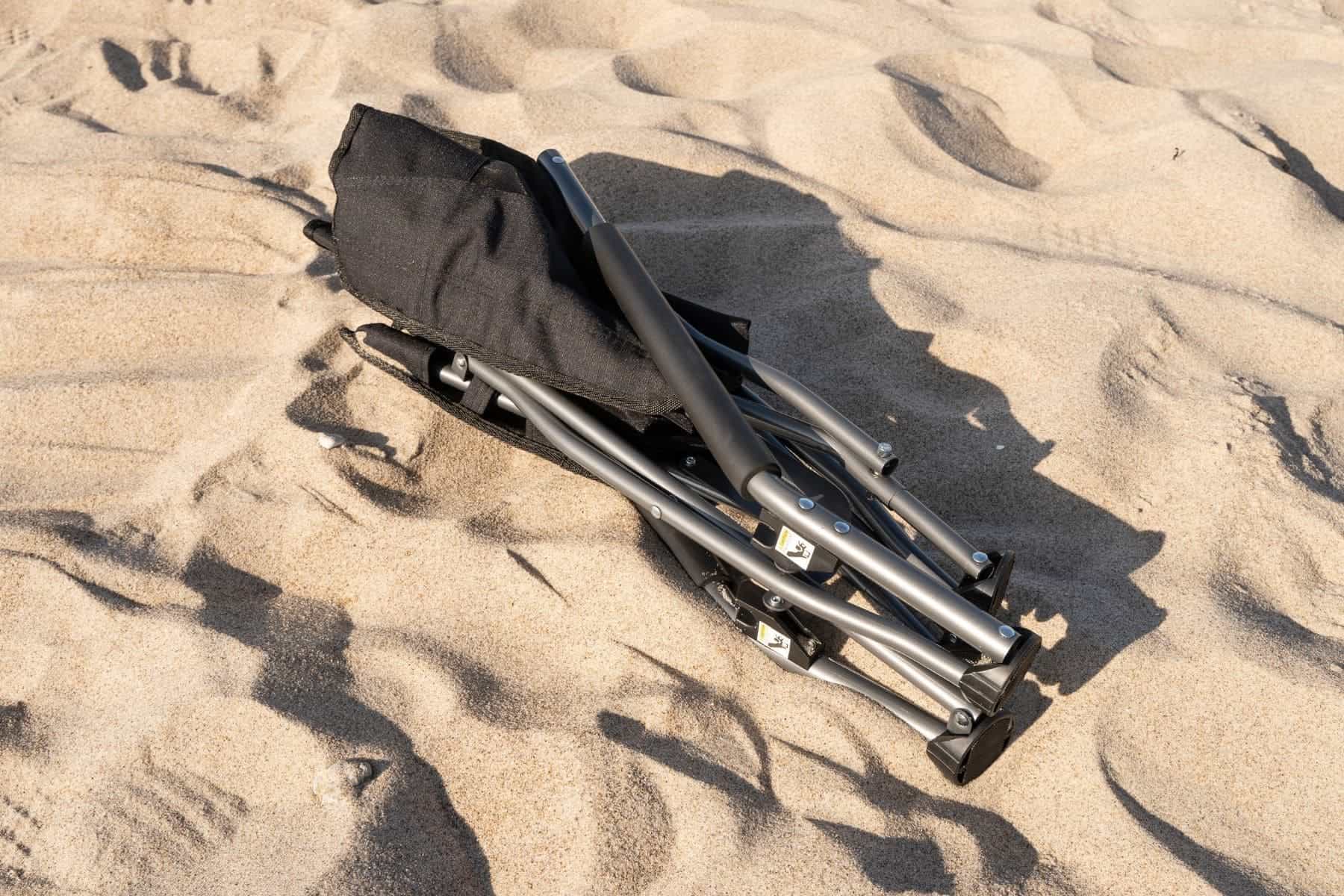 cascade-mountain-tech-on-fold