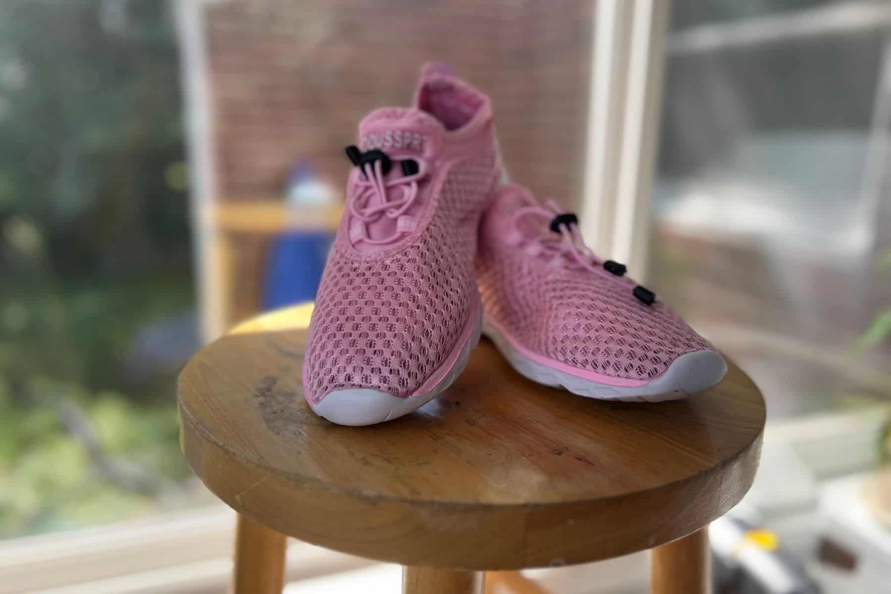 doussprt-water-shoes-material