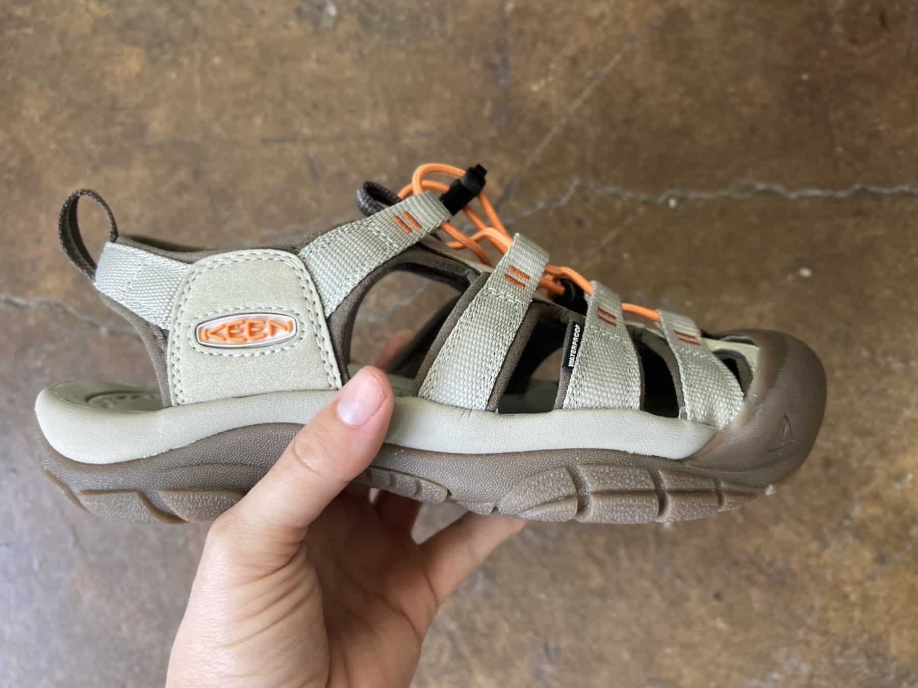 keen-newport-h2-show-side