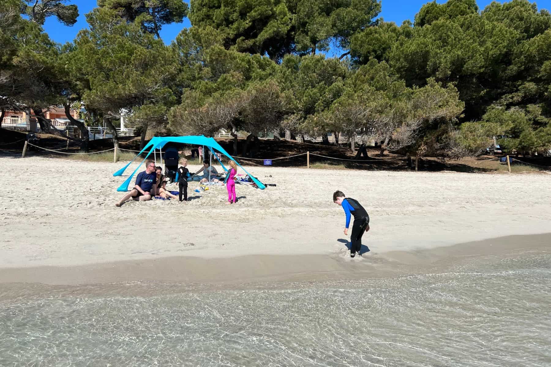 neso-tents-portable-stand-out-in-crowd