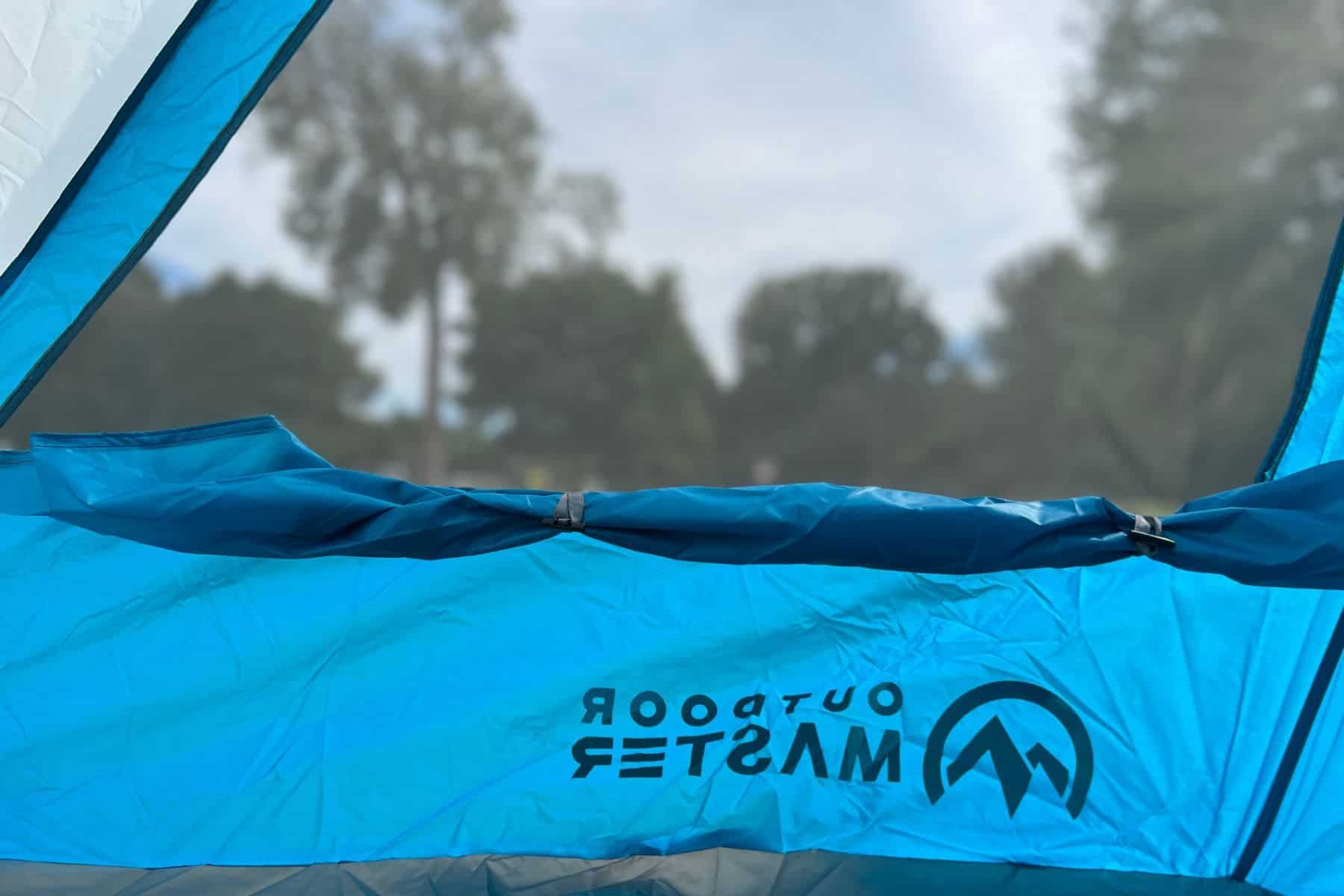 outdoor-master-pop-up-beach-tent-window