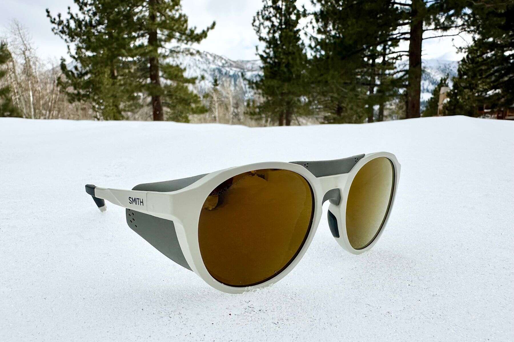 smith-venture-sunglasses-at-snow