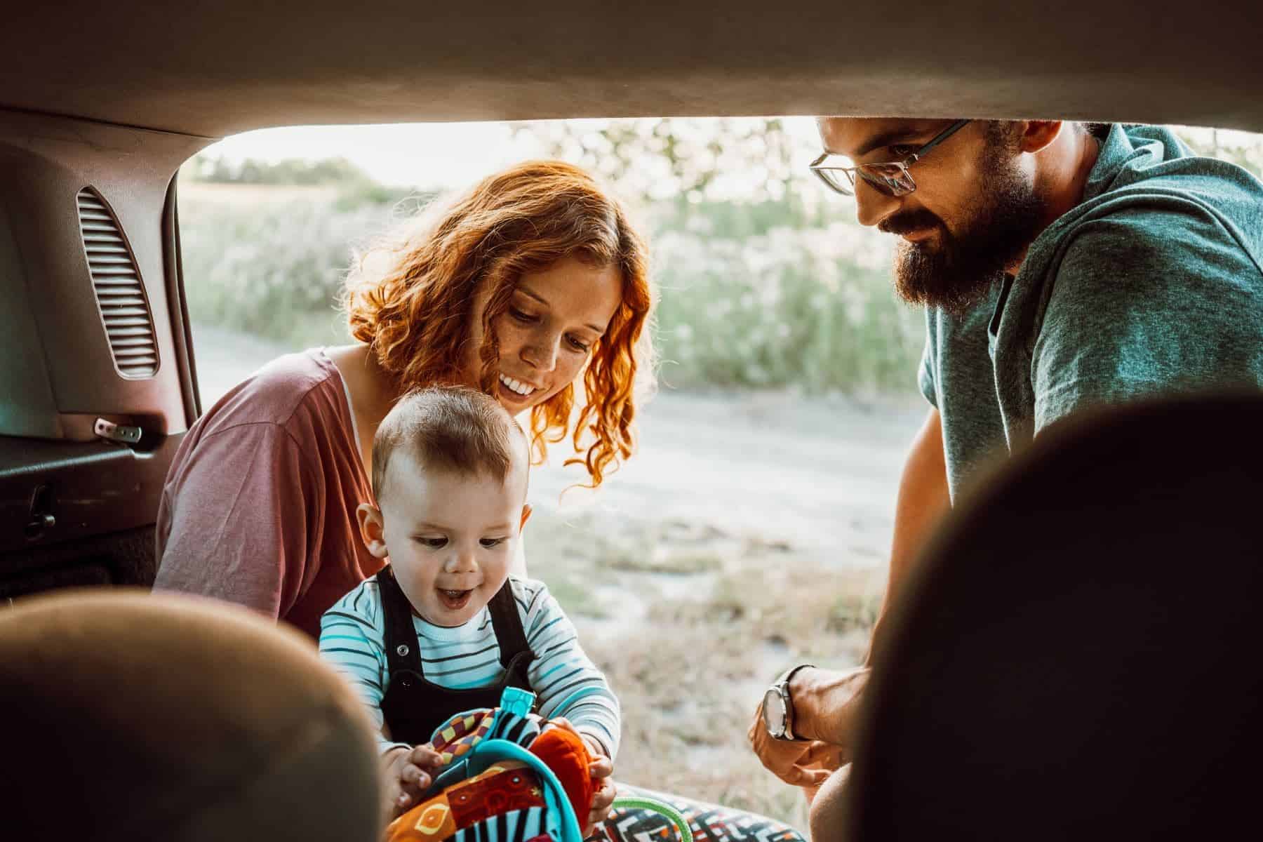 tips-for-taking-baby-to-the-beach-roadtrip