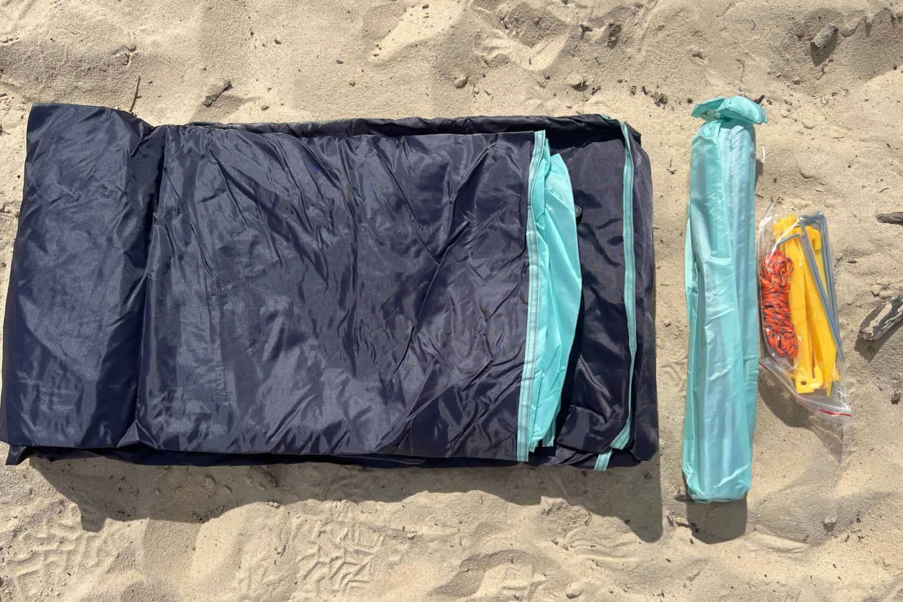 whitefang-beach-at-sand