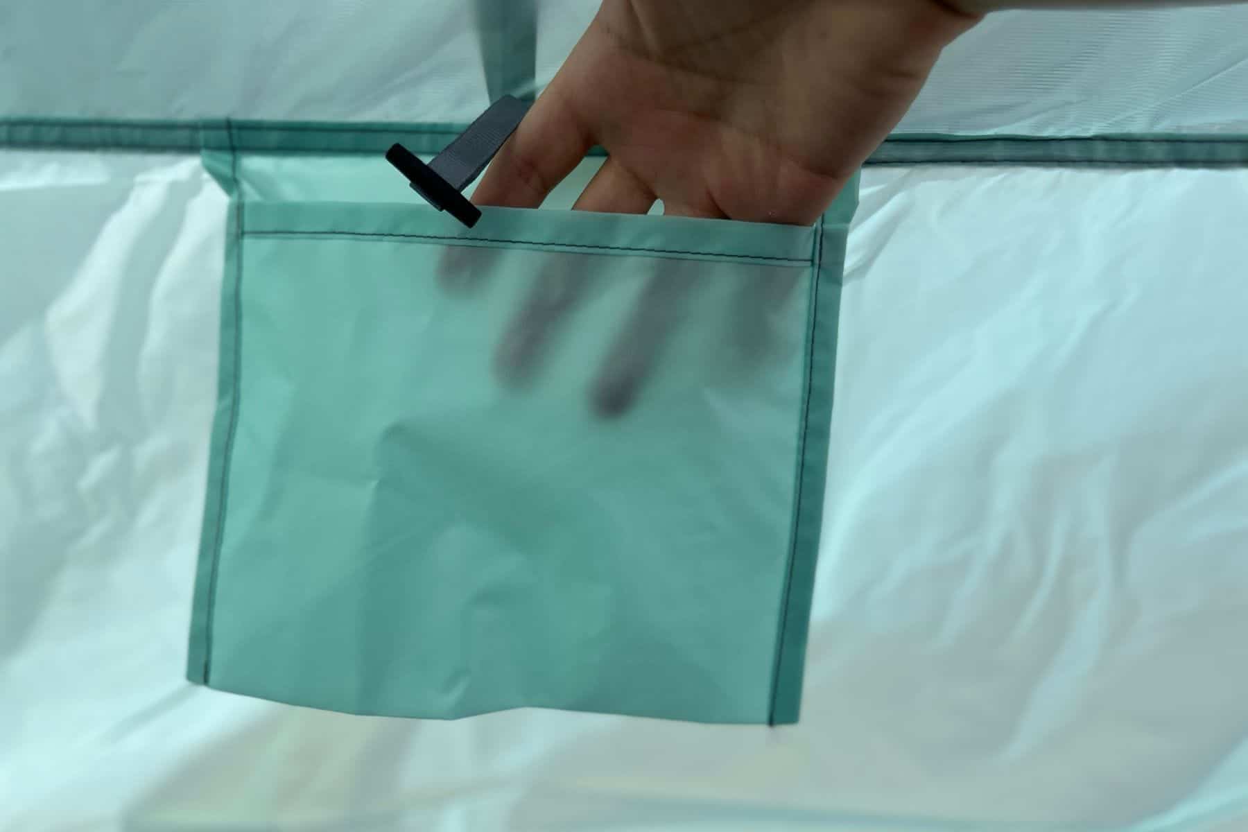 whitefang-beach-tent-pocket