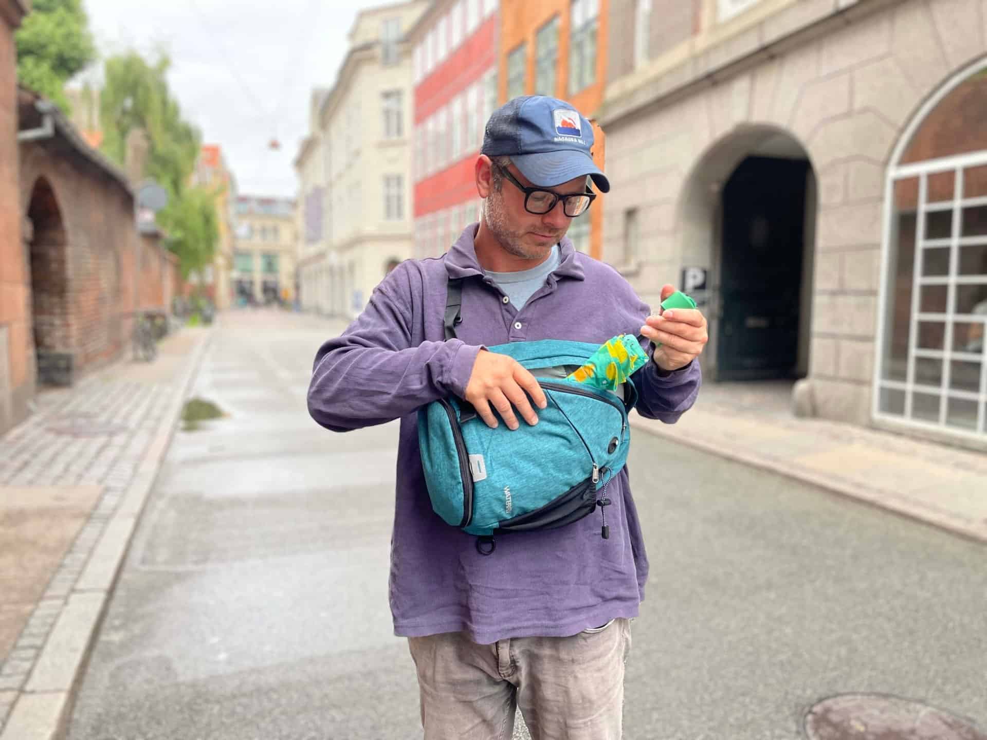 Waterfly-sling-bag-21