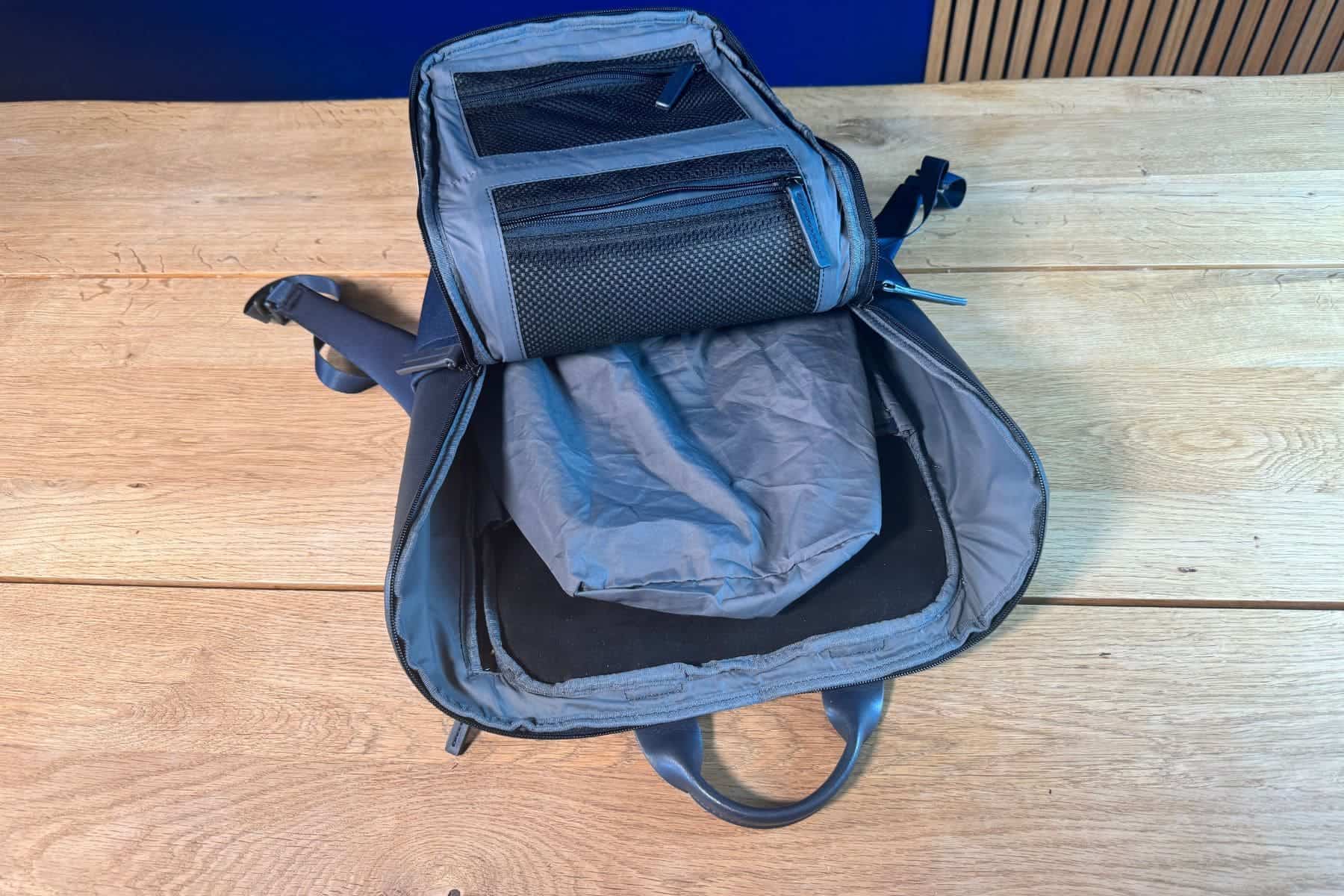 compartment for shoes