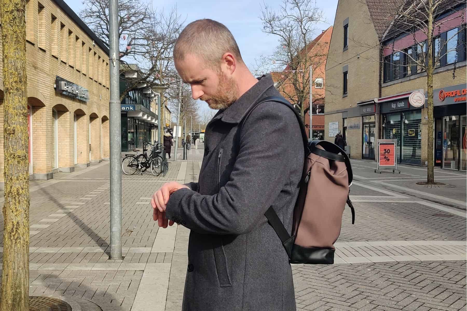 harber-london-classic-torben-on-street-side-view