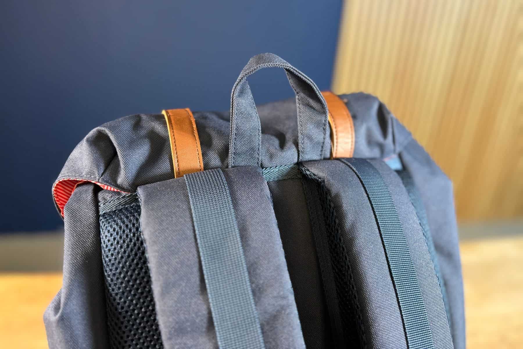 herschel-little-america-attachment-carry-handle