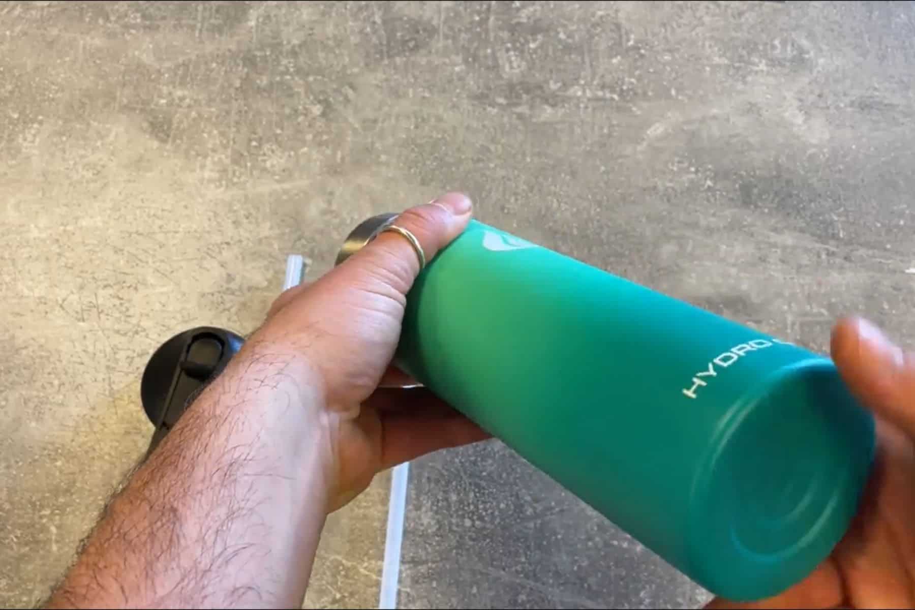 hydro-cell-bottom-close-up