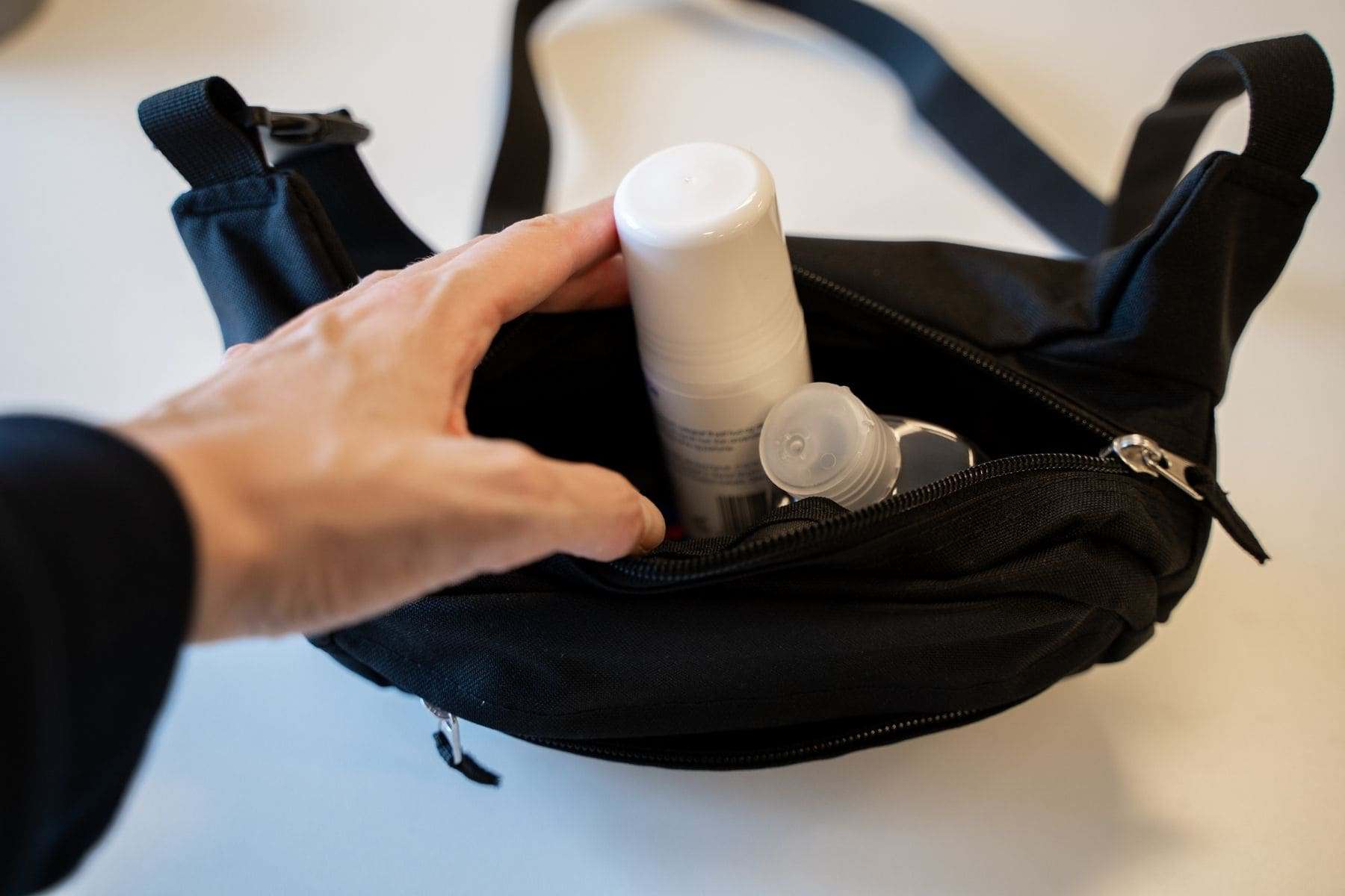 jansport-fifth-avenue-stuff-inside