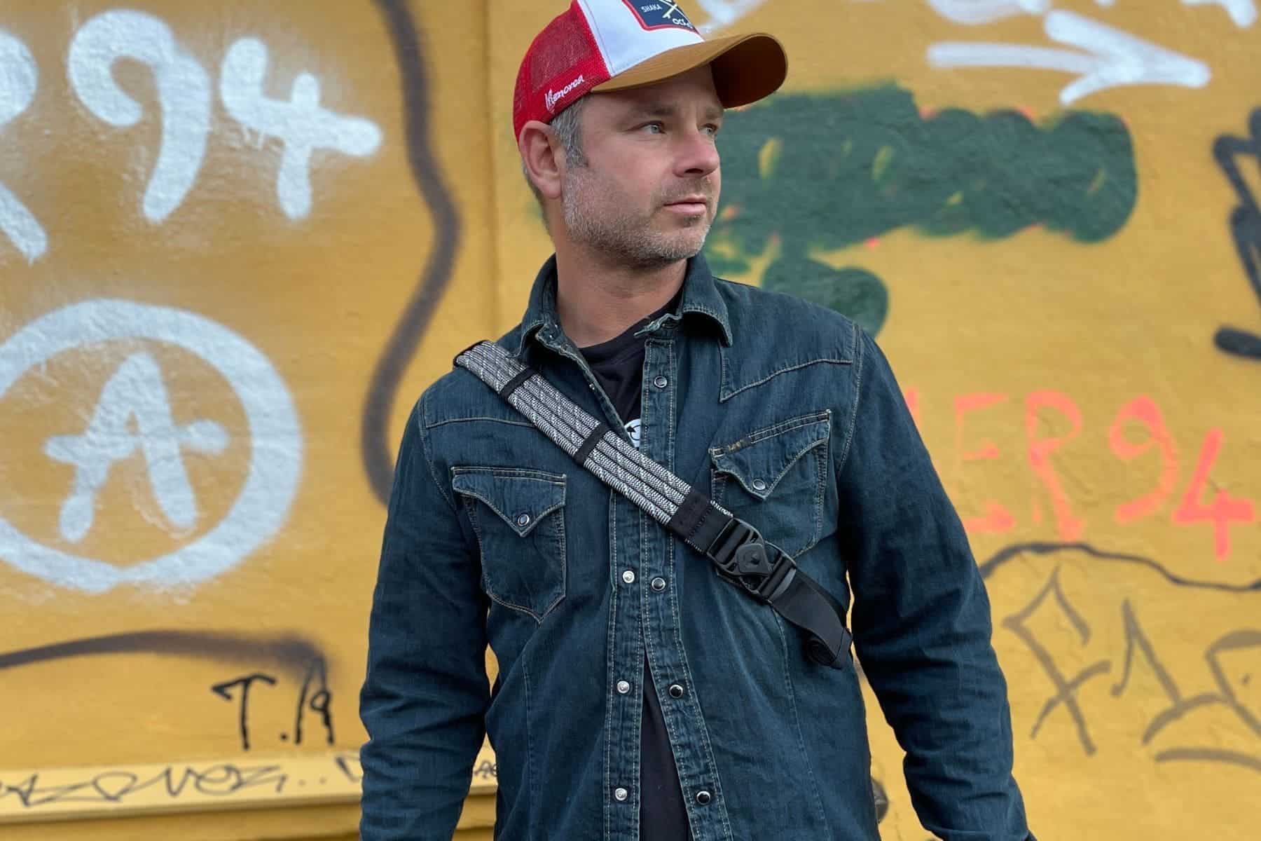 kavu-rope-sling-bag-clip