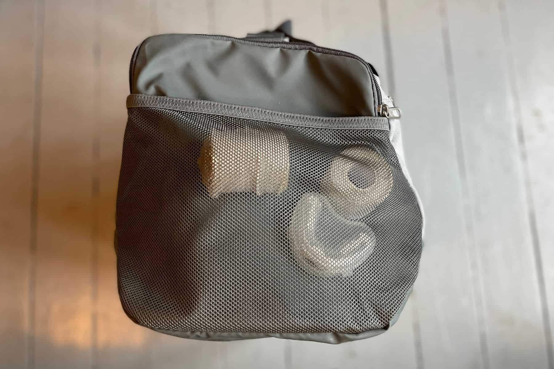 nike-gym-bag-mesh-pocket