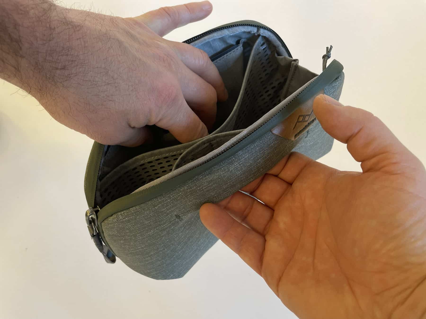 Your valuables won’t clatter together with the side gussets stopping this toiletry bag from fully opening.