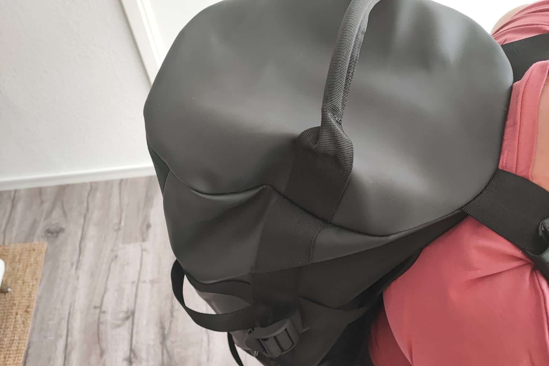 Rains Texel Duffel Bag Handles