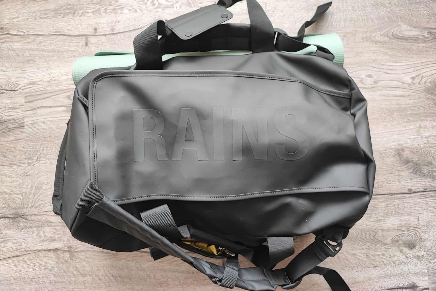 rains-texel-duffel-bag-versatile