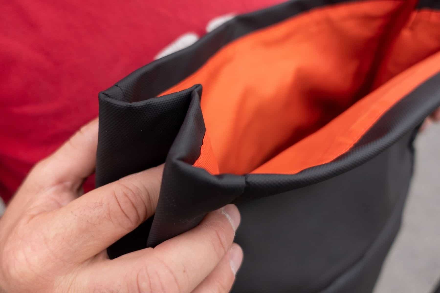 stubble-co-rolltop-orange-liner-fabric