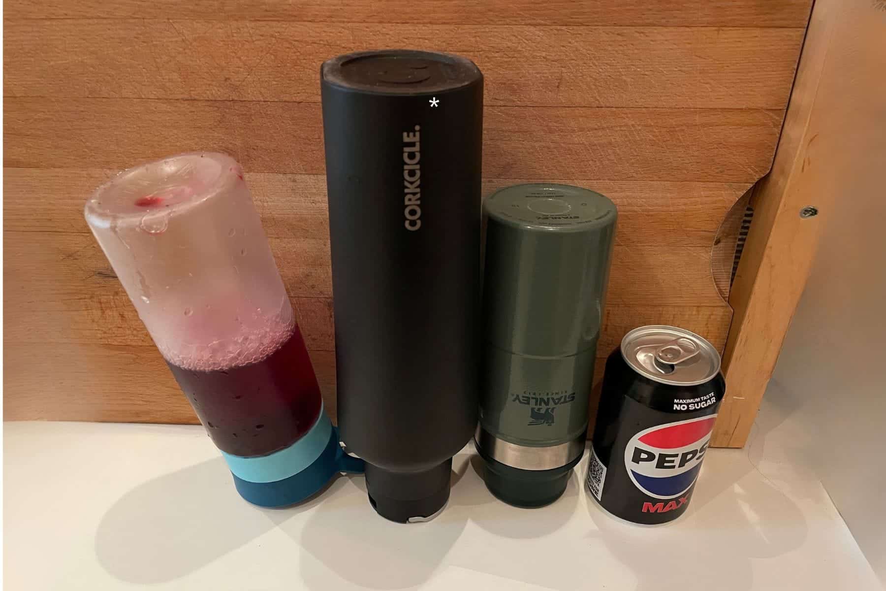 testing-water-bottles-leaking-lid