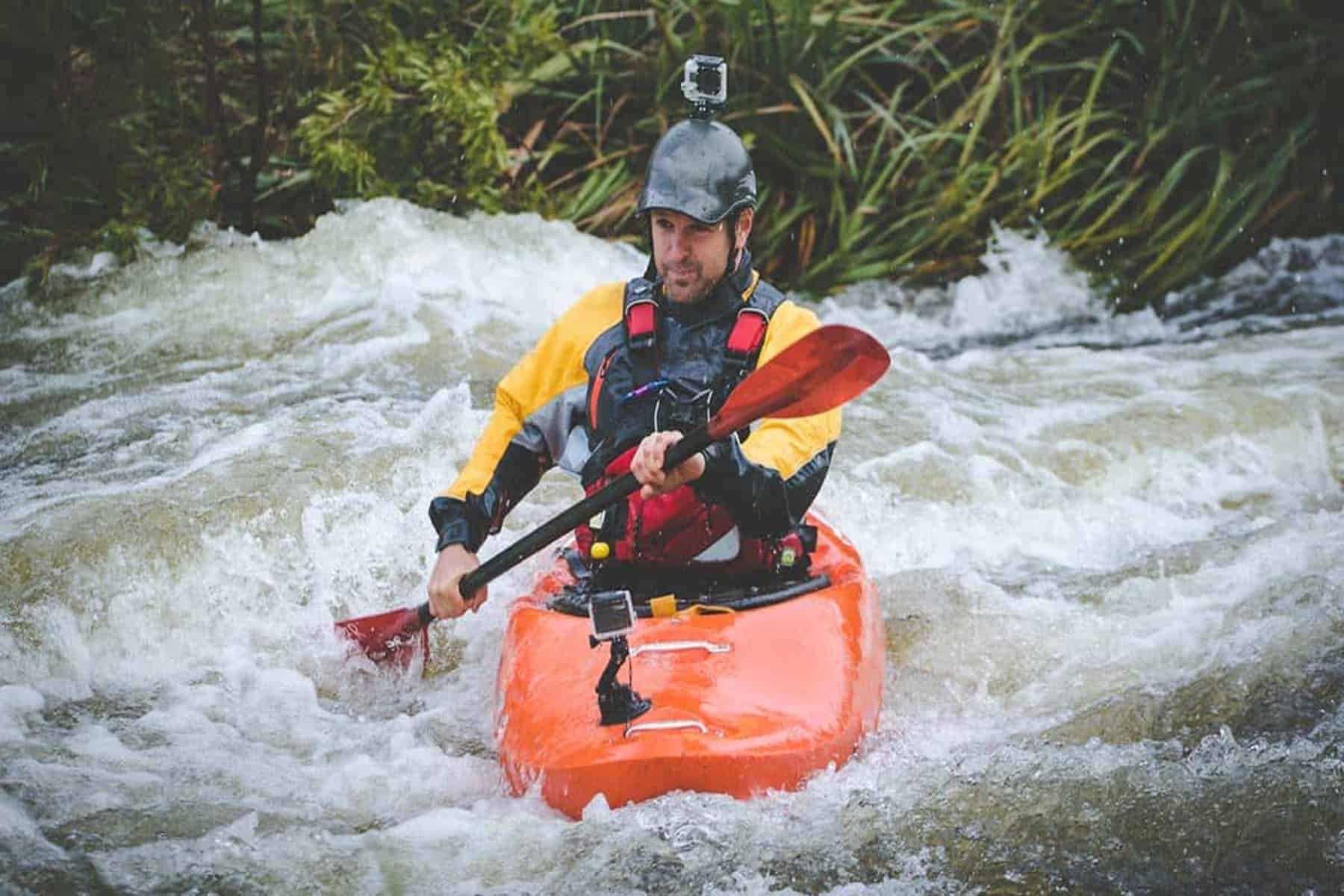 Whitewater kayak: best for catching waves