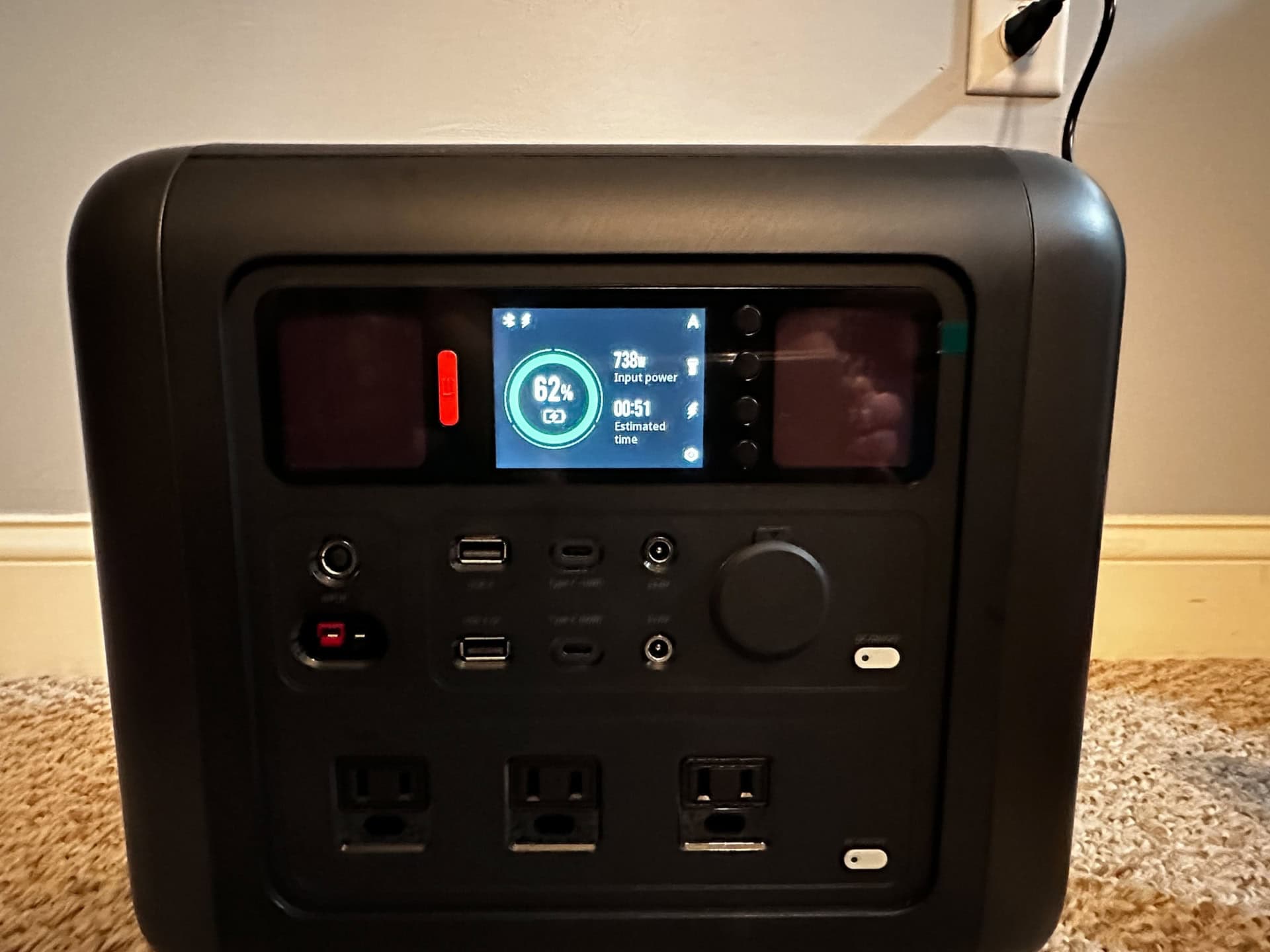 Tera 1000  portable power station display