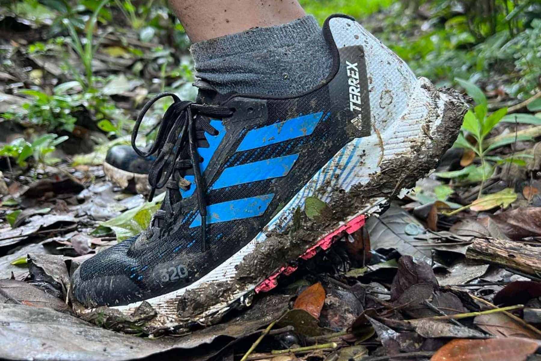 adidas-terrex-agravic-muddy