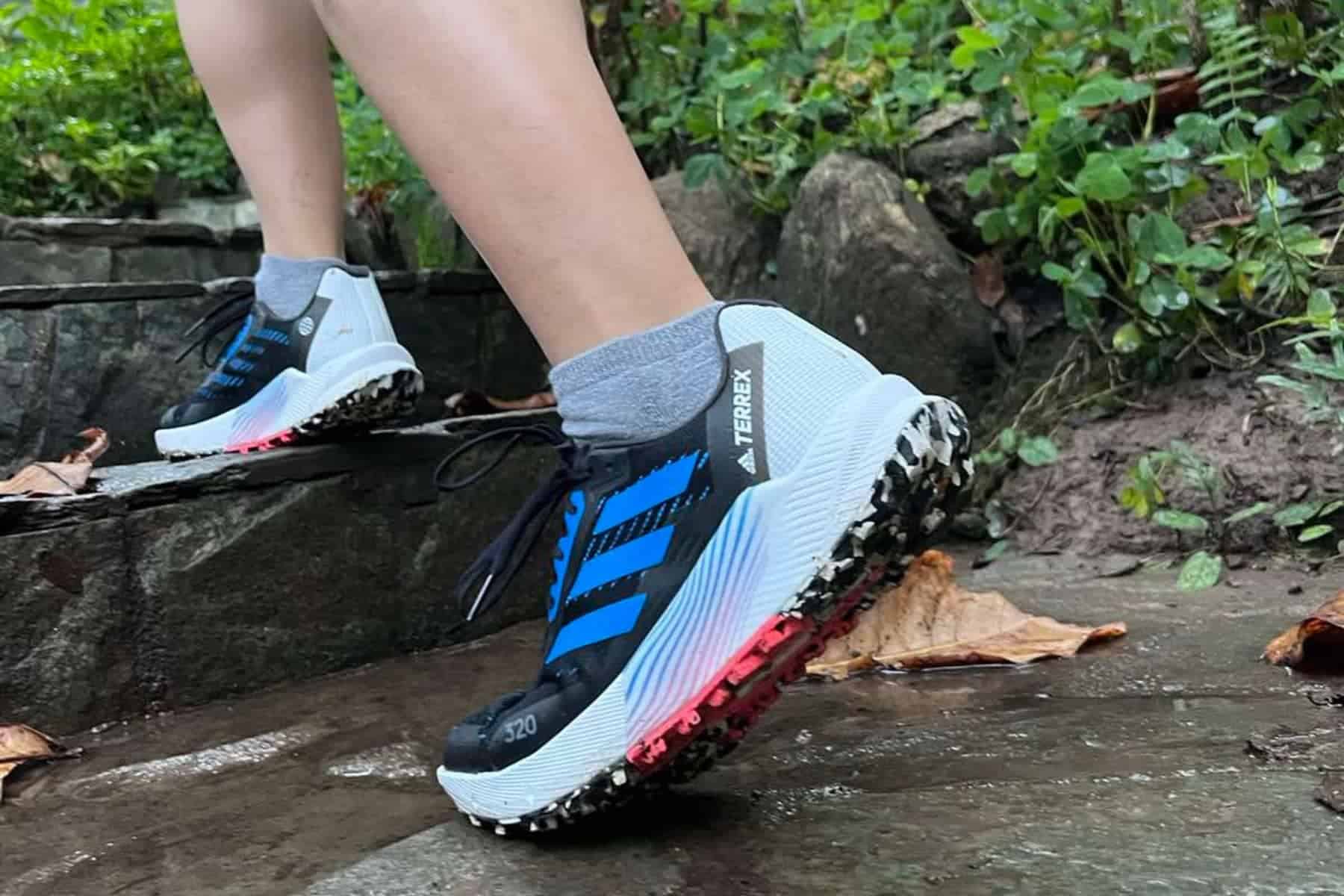 adidas-terrex-agravic-side-view