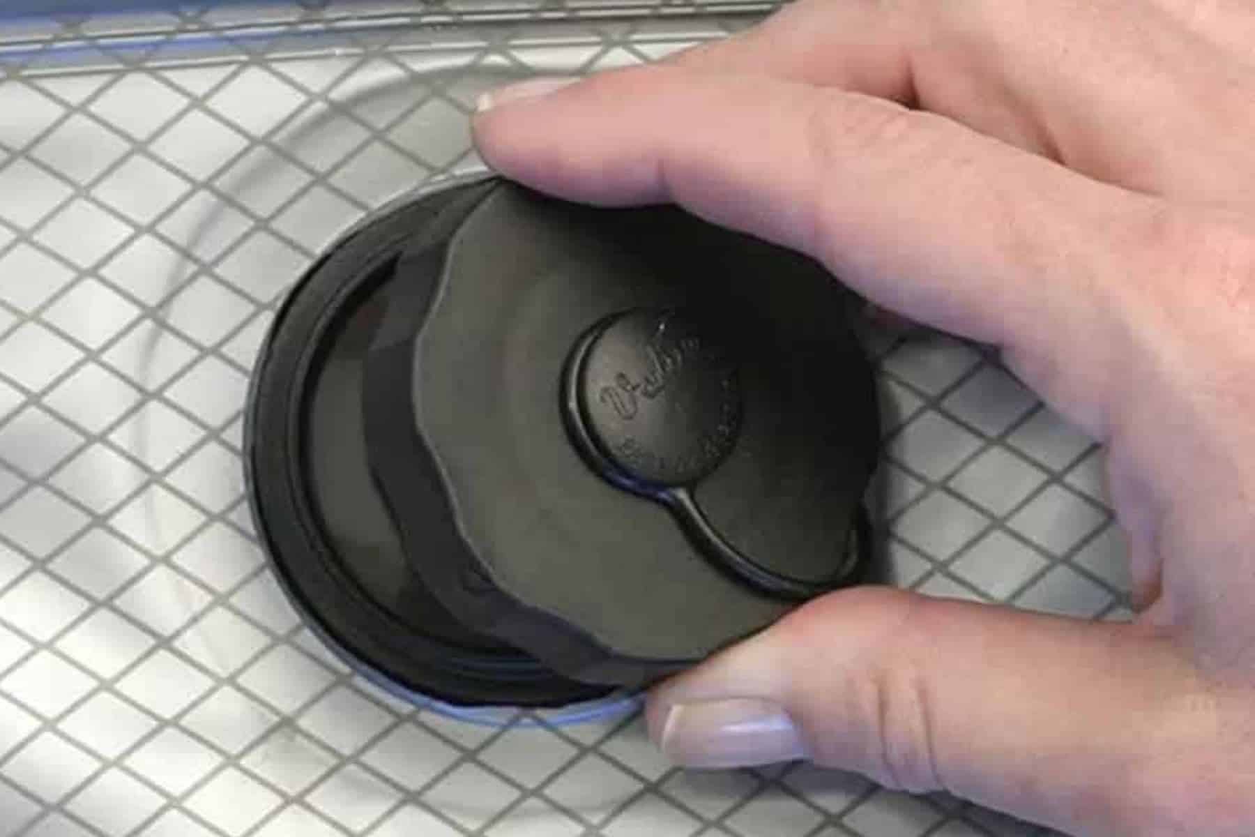 Advanced Elements Summer Shower Nozzle Close Up