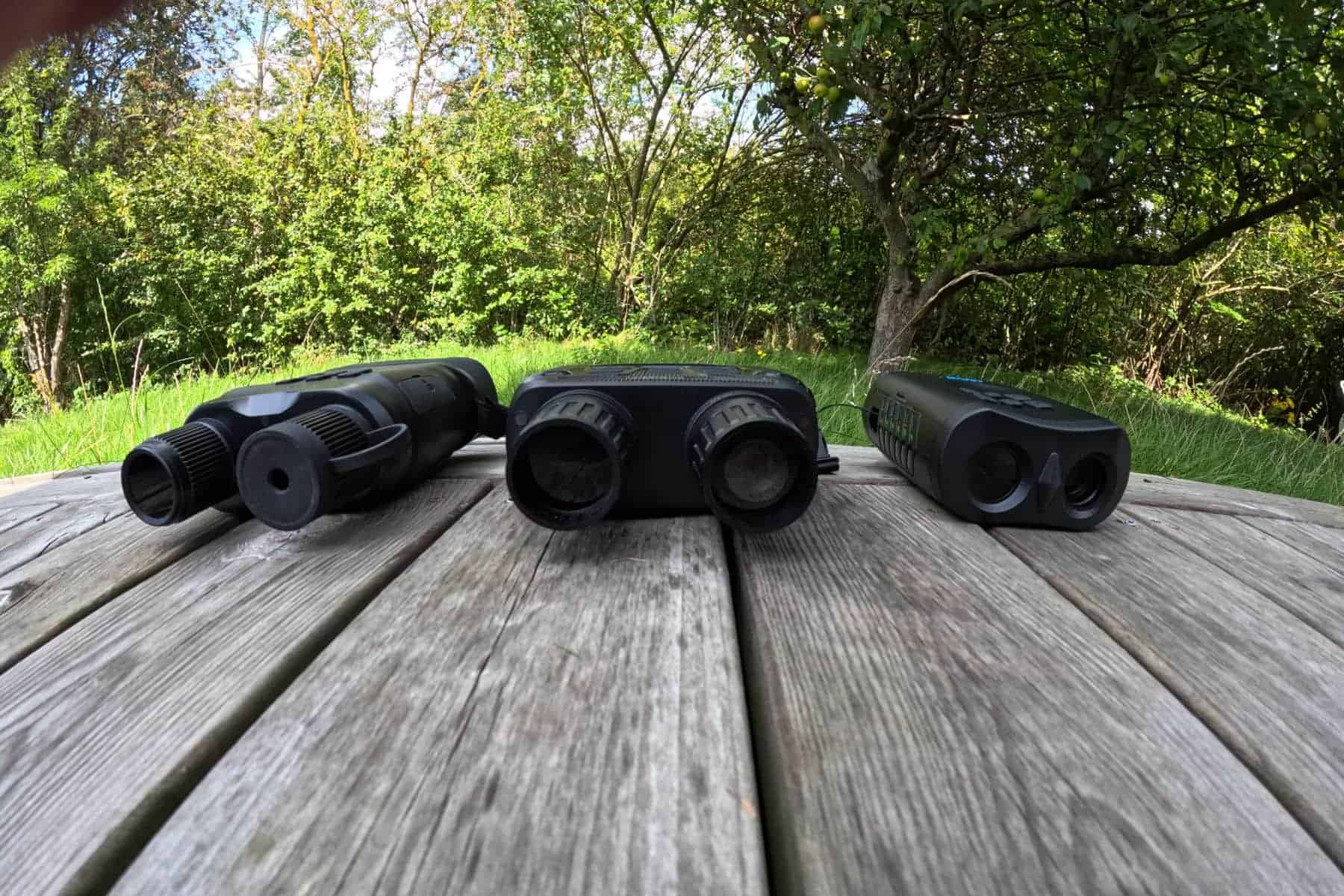 apexel-digital-night-vision-size