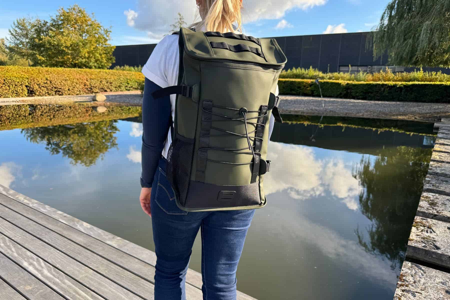 Rains Trail Mountaineer Bag 22L