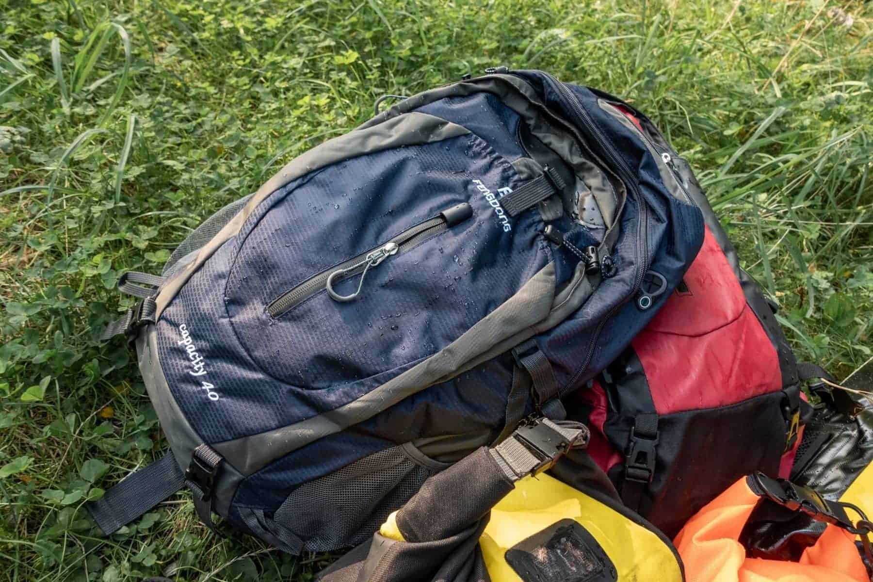 fengdong-40l-waterproof-flat-lay-on-grass