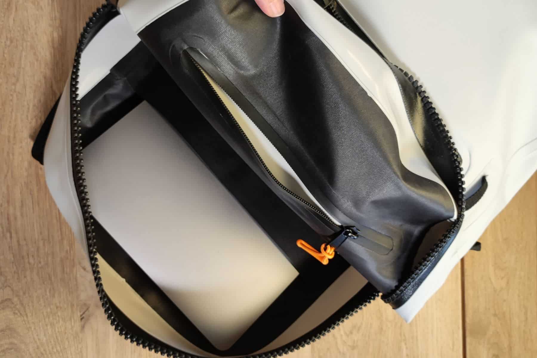 fogland-waterproof-backpack-15-25l-compartment