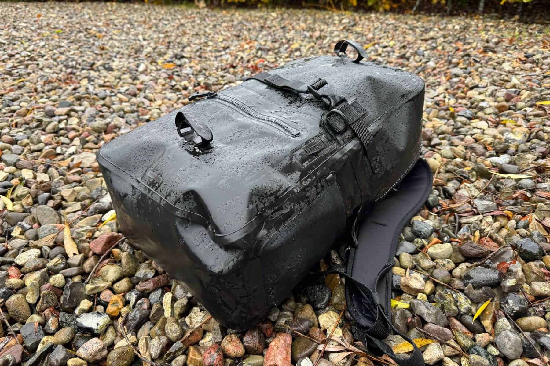 fogland-waterproof-backpack-15-25l-stones