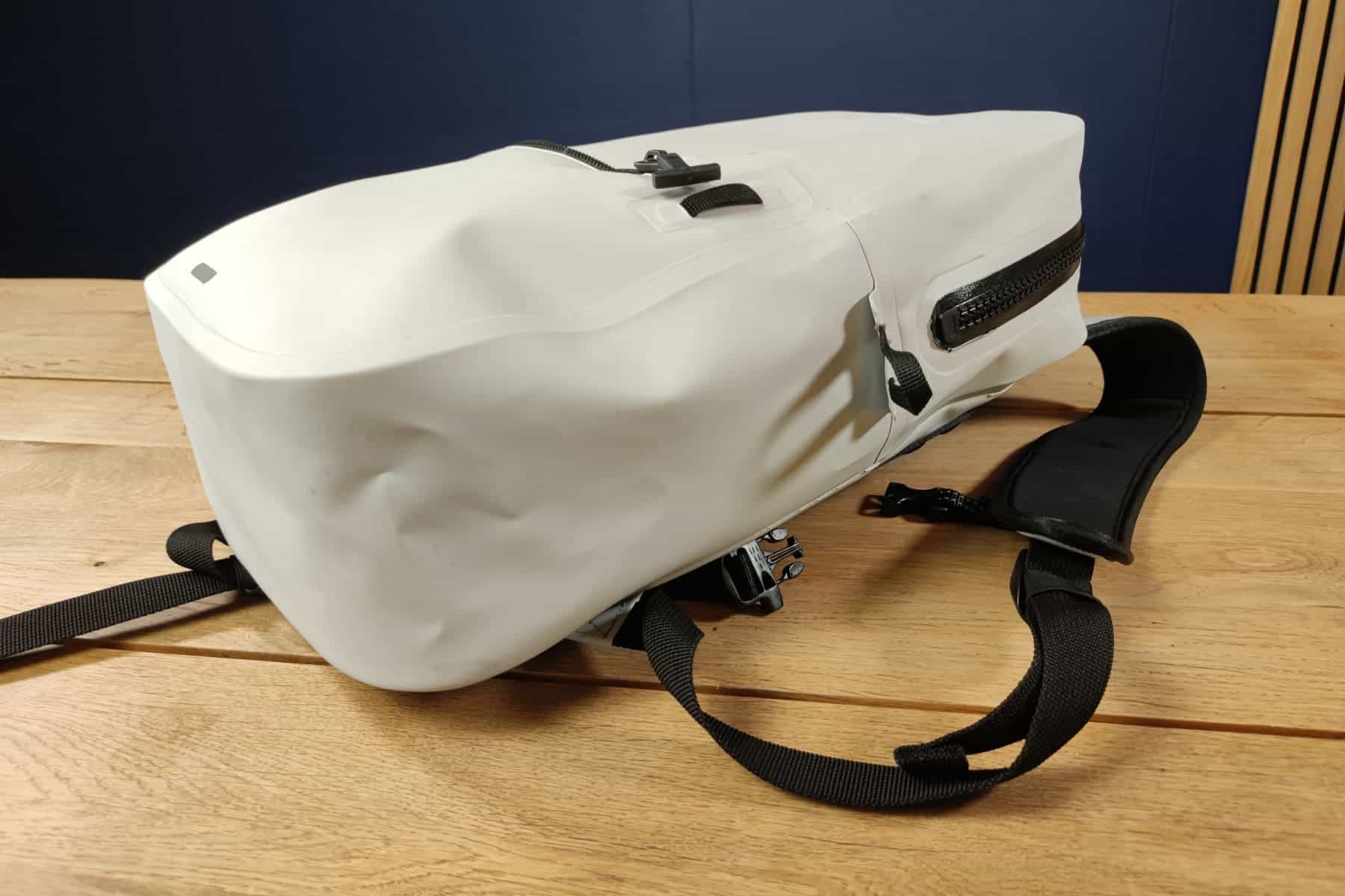 fogland-waterproof-backpack-15-25l-white