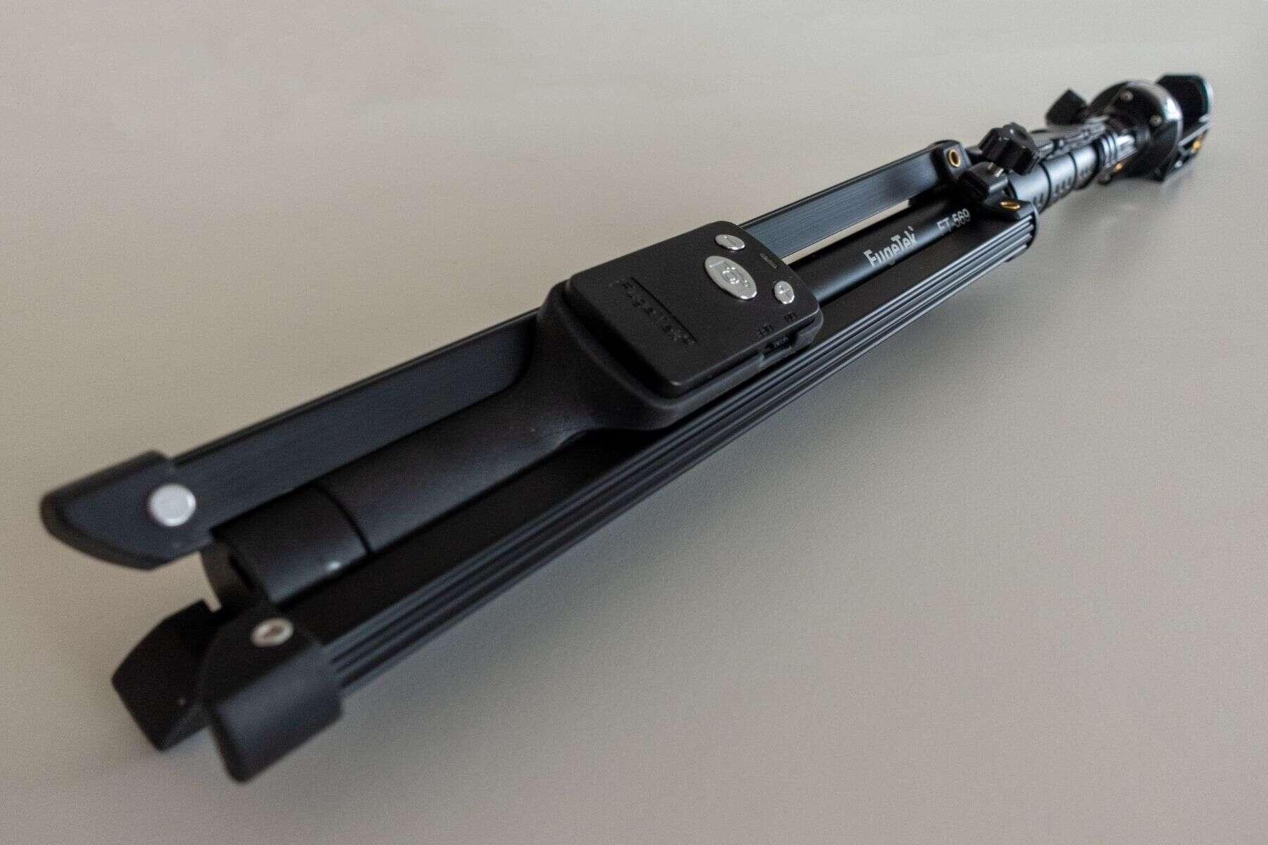 fugetek-51-selfie-stick-base-comfort