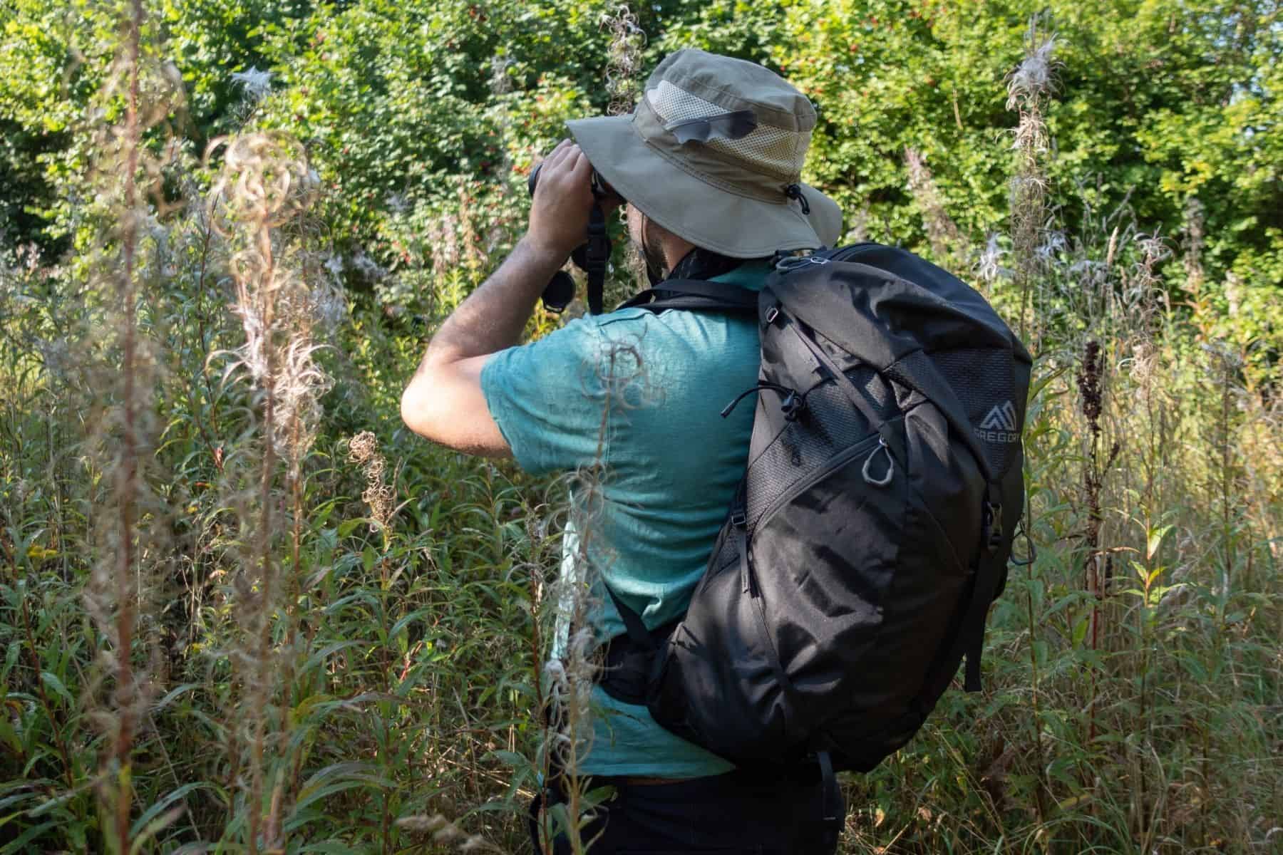 gregory-arrio-30-bradley-on-binoculars