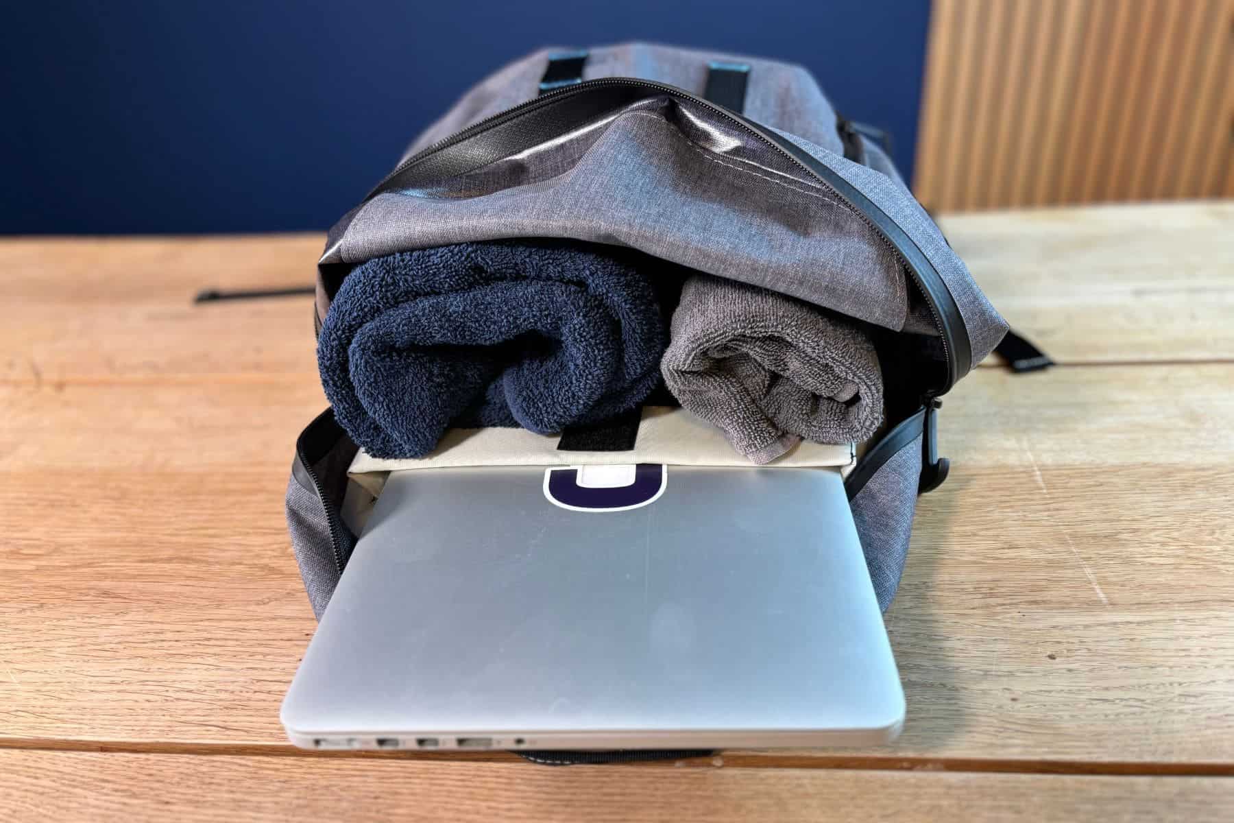 Isle Gateway Waterproof Backpack 25l Laptop