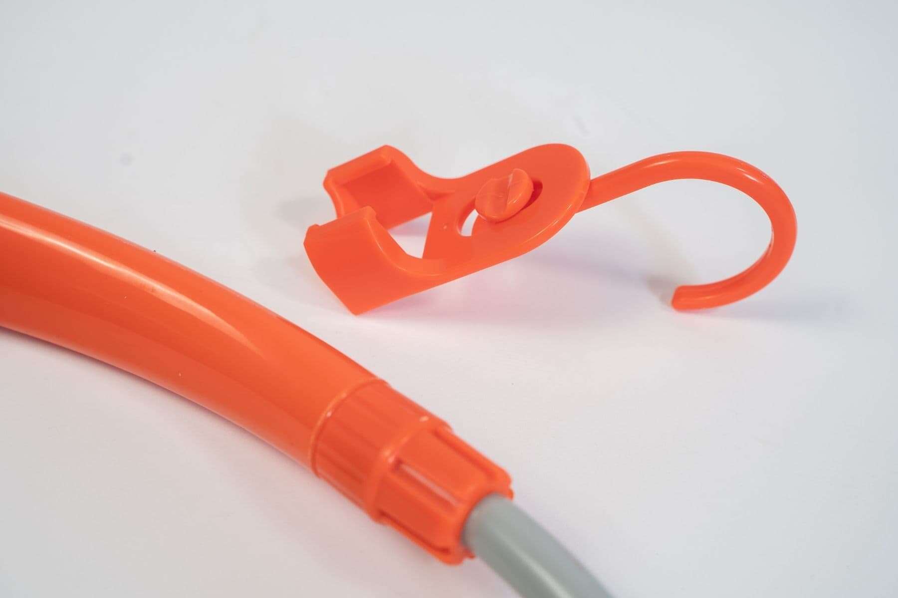 ivation-portable-camping-shower-hook