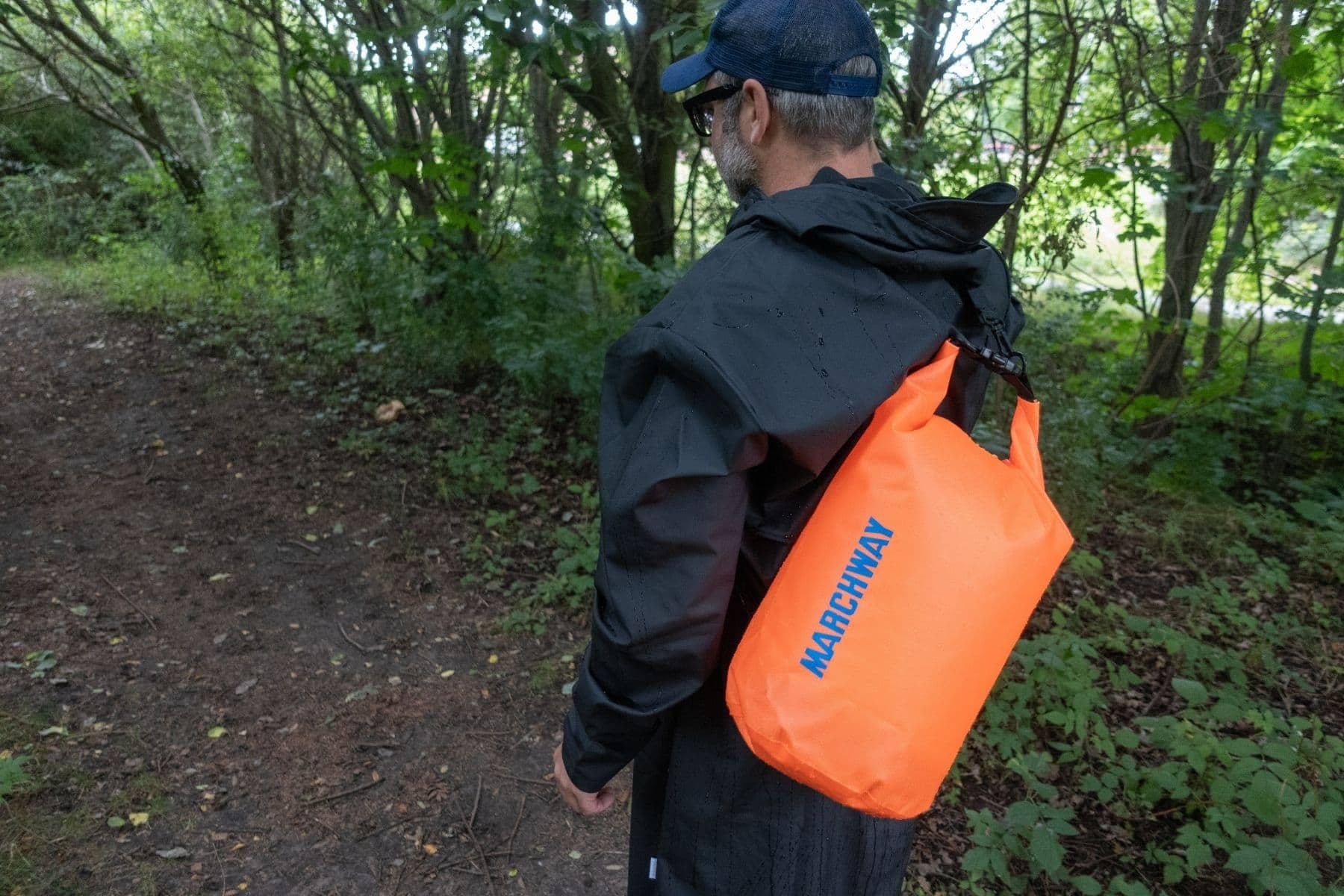 marchway-floating-drybag-portability