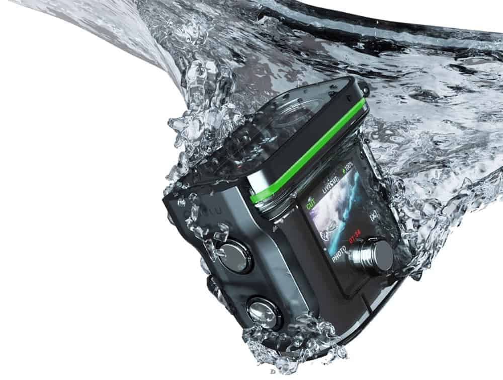 oclu-action-camera-underwater.jpg