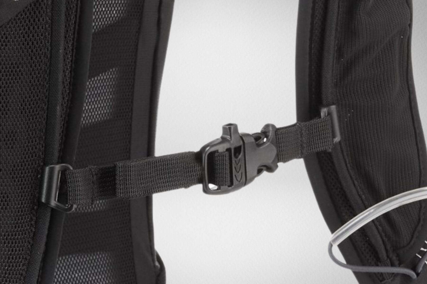 osprey-talon-22-sternum-strap