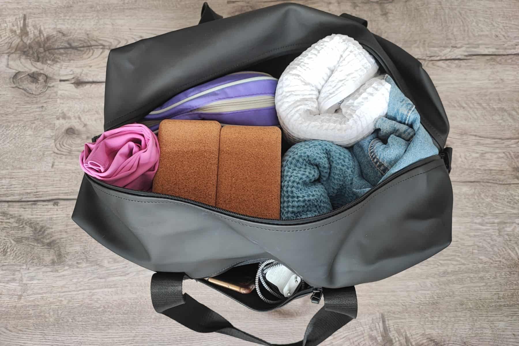 Rains Trail Gym Bag 27l Spacious