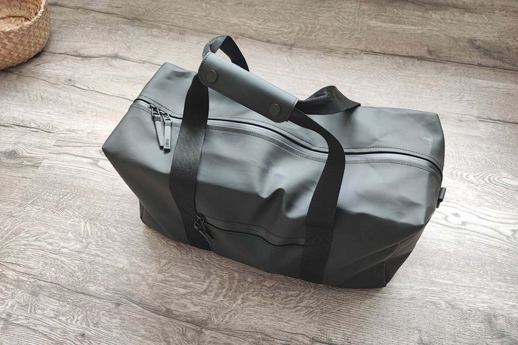 Rains Trail Gym Bag 27l Top View