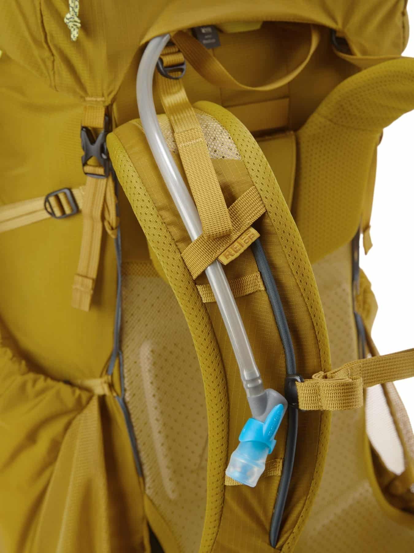 Rei Flash 55 Features