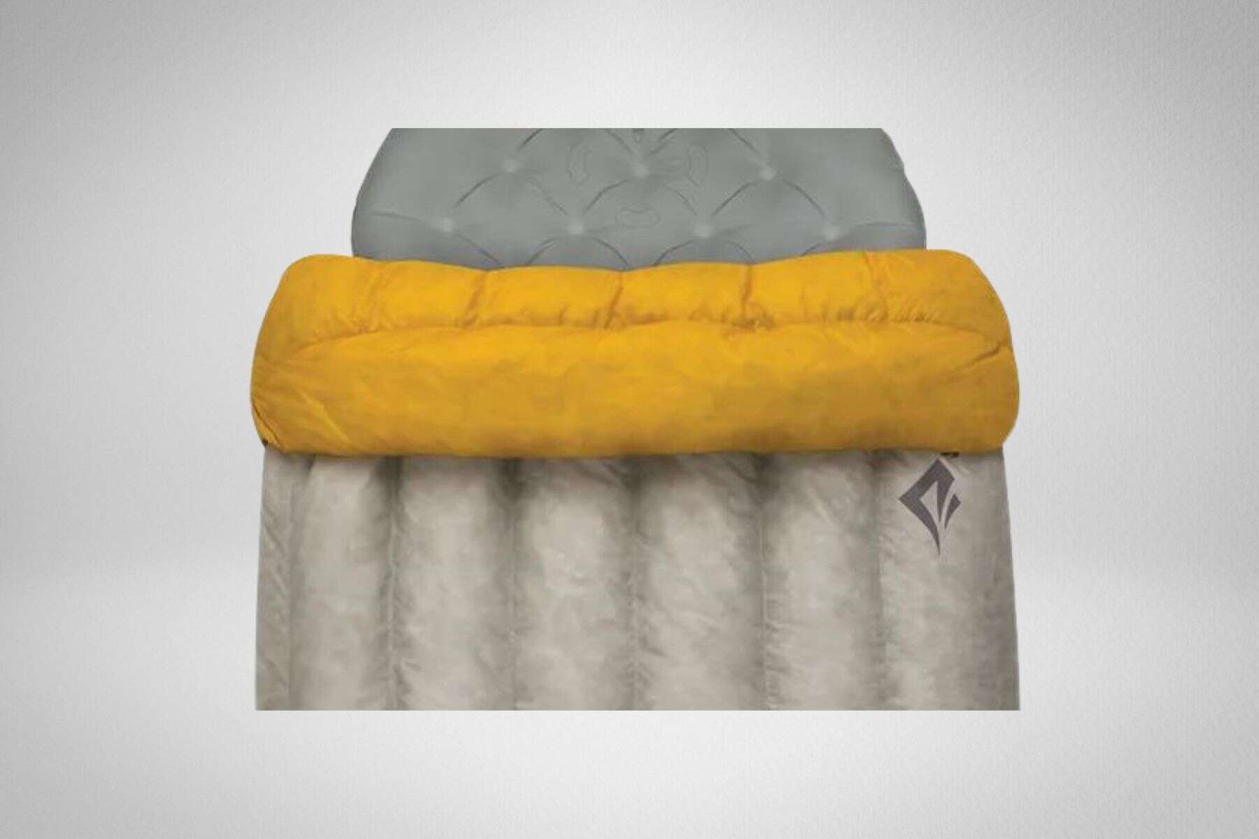 The draft collar has a generous amount of down, and a drawstring to cinch it. 