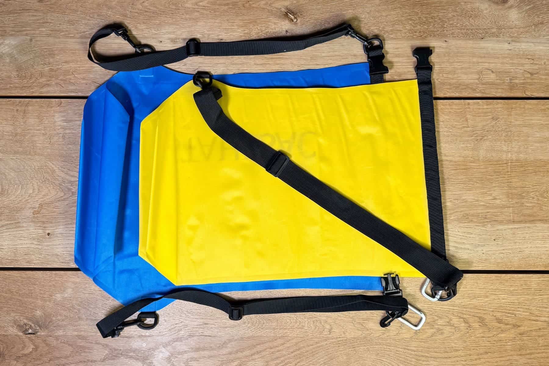 stahlsac-drylite-dry-bag-sling