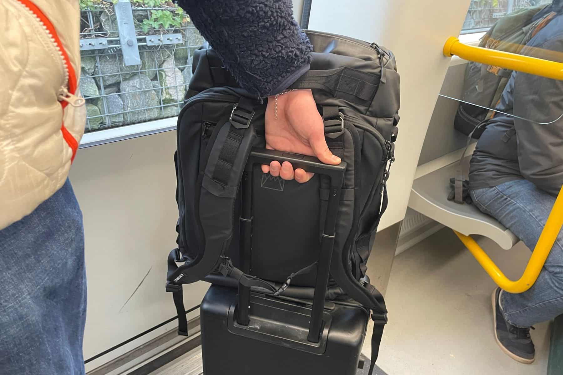 stubble-and-co-kit-bag-how-to-use-with-trolley