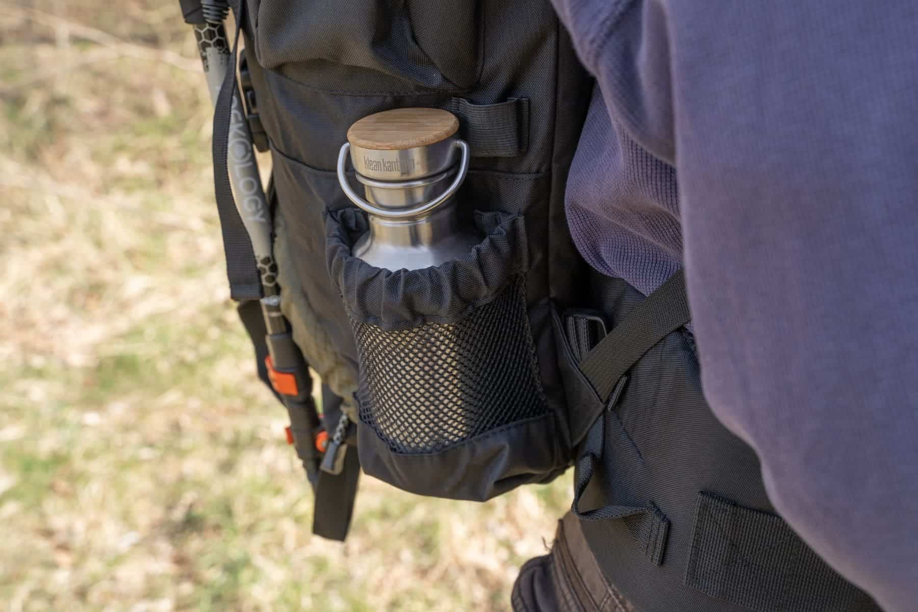 teton-sports-scout-3400-water-bottle-pocket