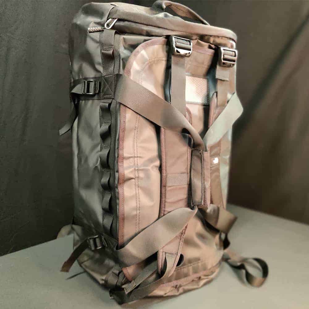 the-north-face-base-camp-duffel-bag-back-photo.jpg