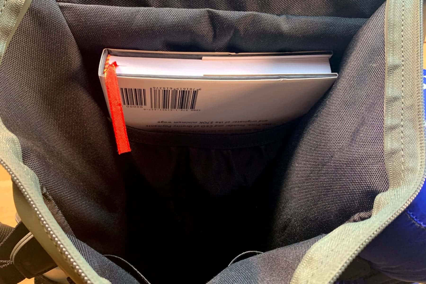 the-rains-trail-mountaineer-bag-large-internal-pocket-with-small-pocket