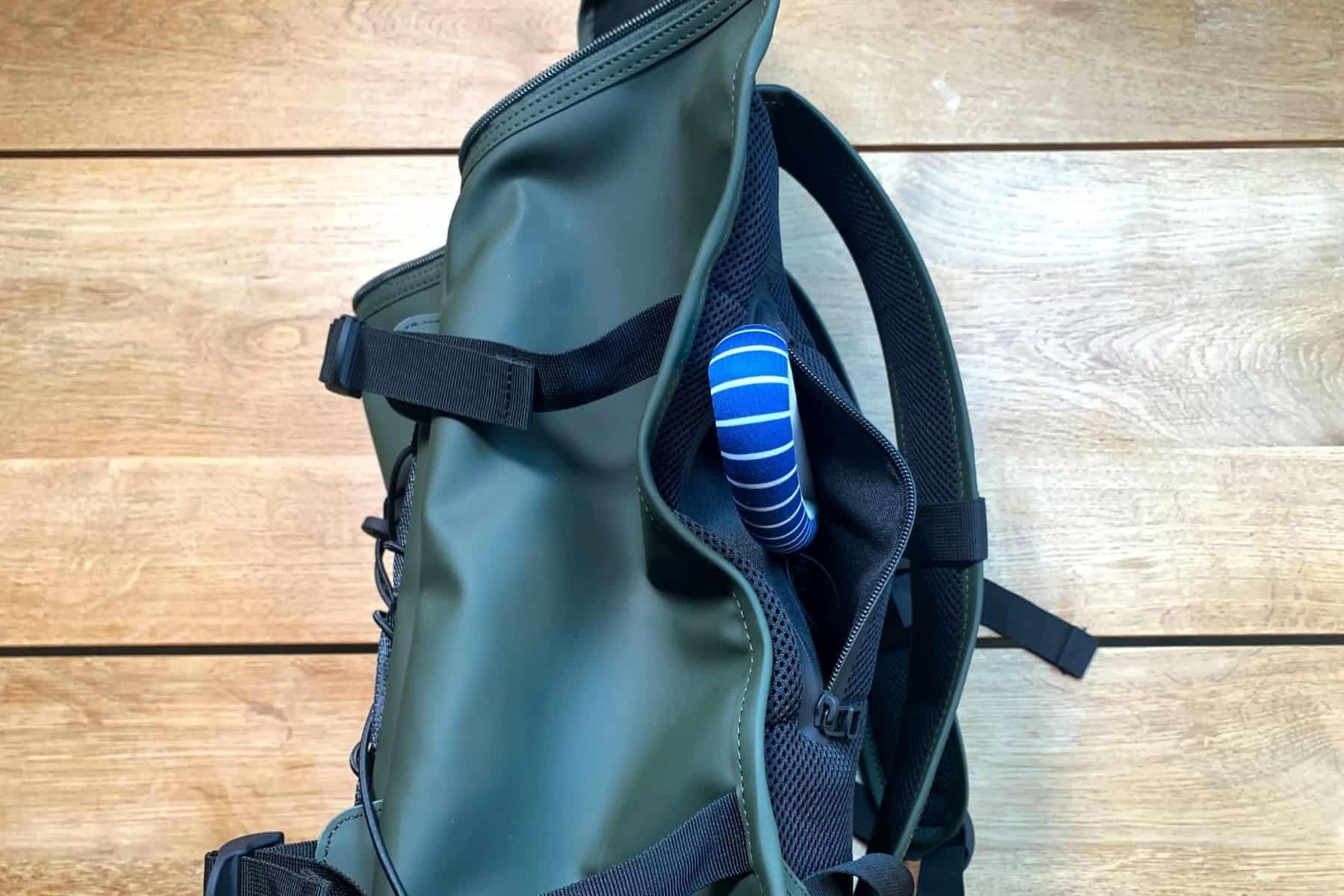 the-rains-trail-mountaineer-bag-small-pocket-coated-back-zipper